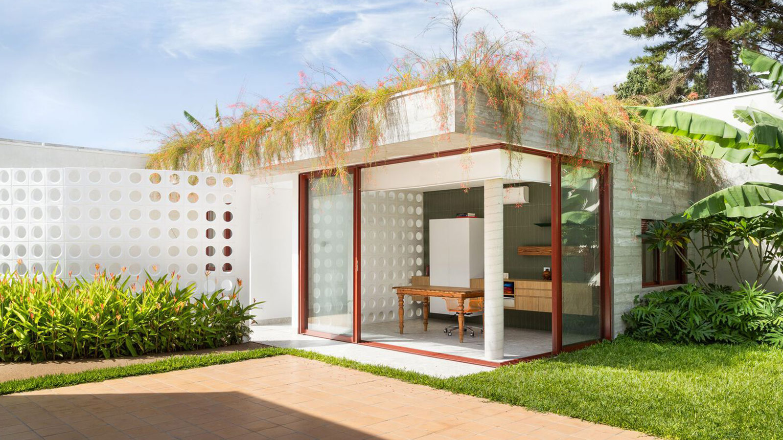 This Once-Dated Home Is Now A Sleek, Sunlit Sanctuary