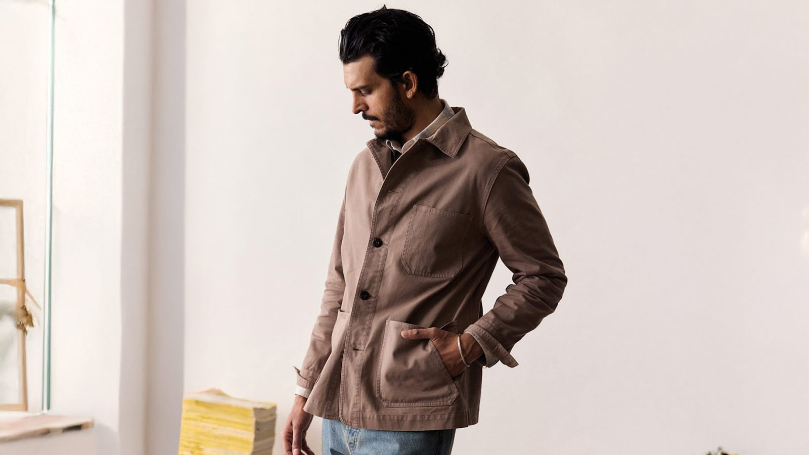 Hardworking Outerwear: Jackets Built for Layering and Transitional Weather